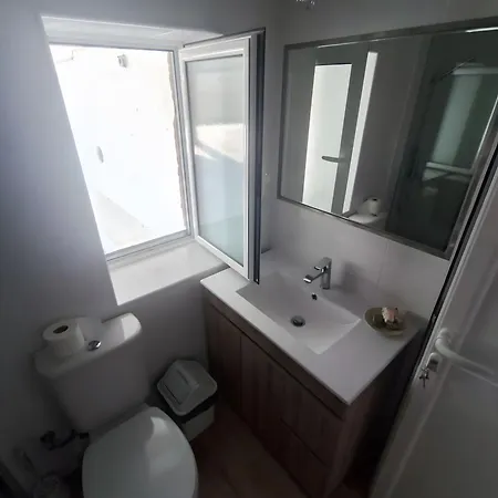 Courtyard T0 Apartment