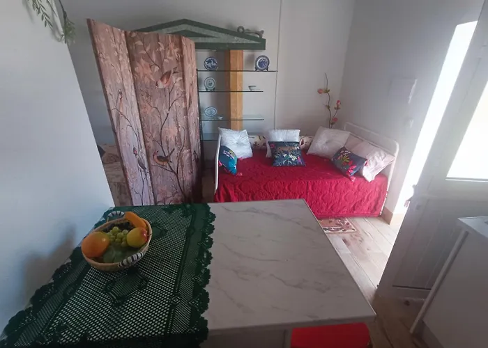 Courtyard T0 דירה